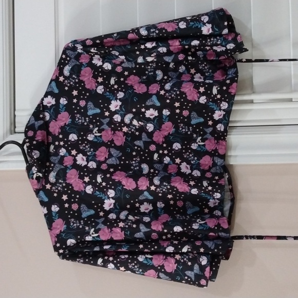 Button Down Crop Top - Picture 3 of 5